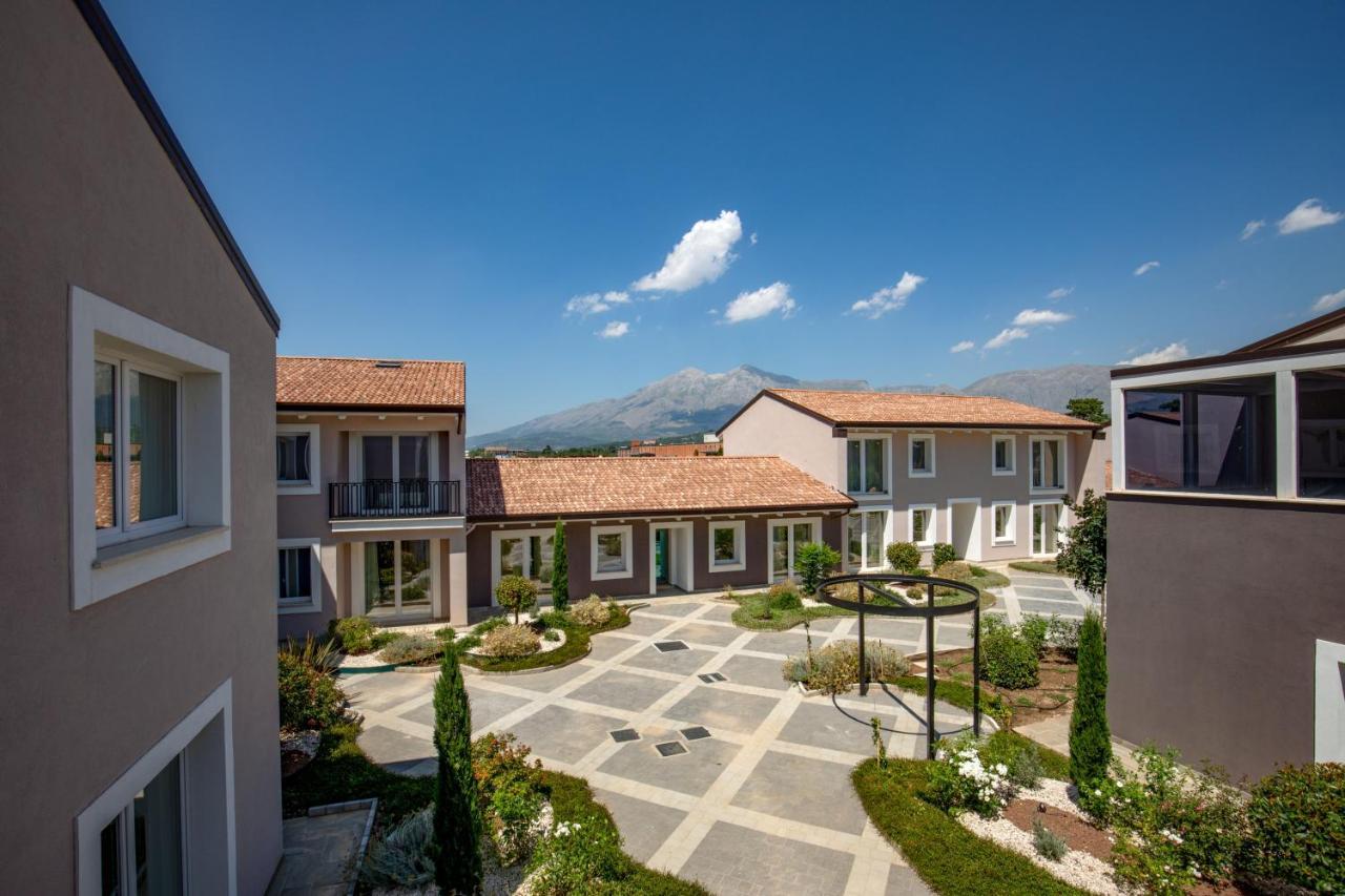 Hotel Della Piana Avezzano Exteriör bild